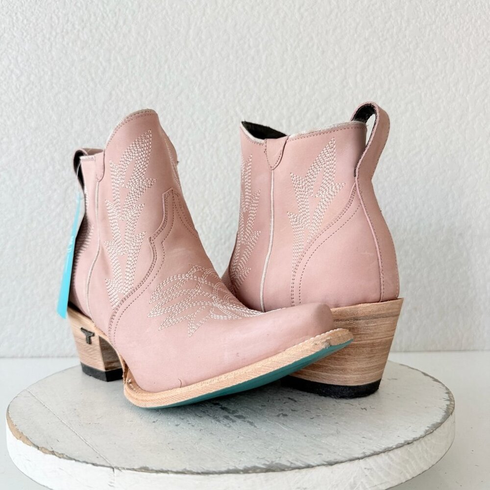 Lane Boots Gallatin Womens Cowboy Bootie Pink Western Short Boots Snip Toe 9